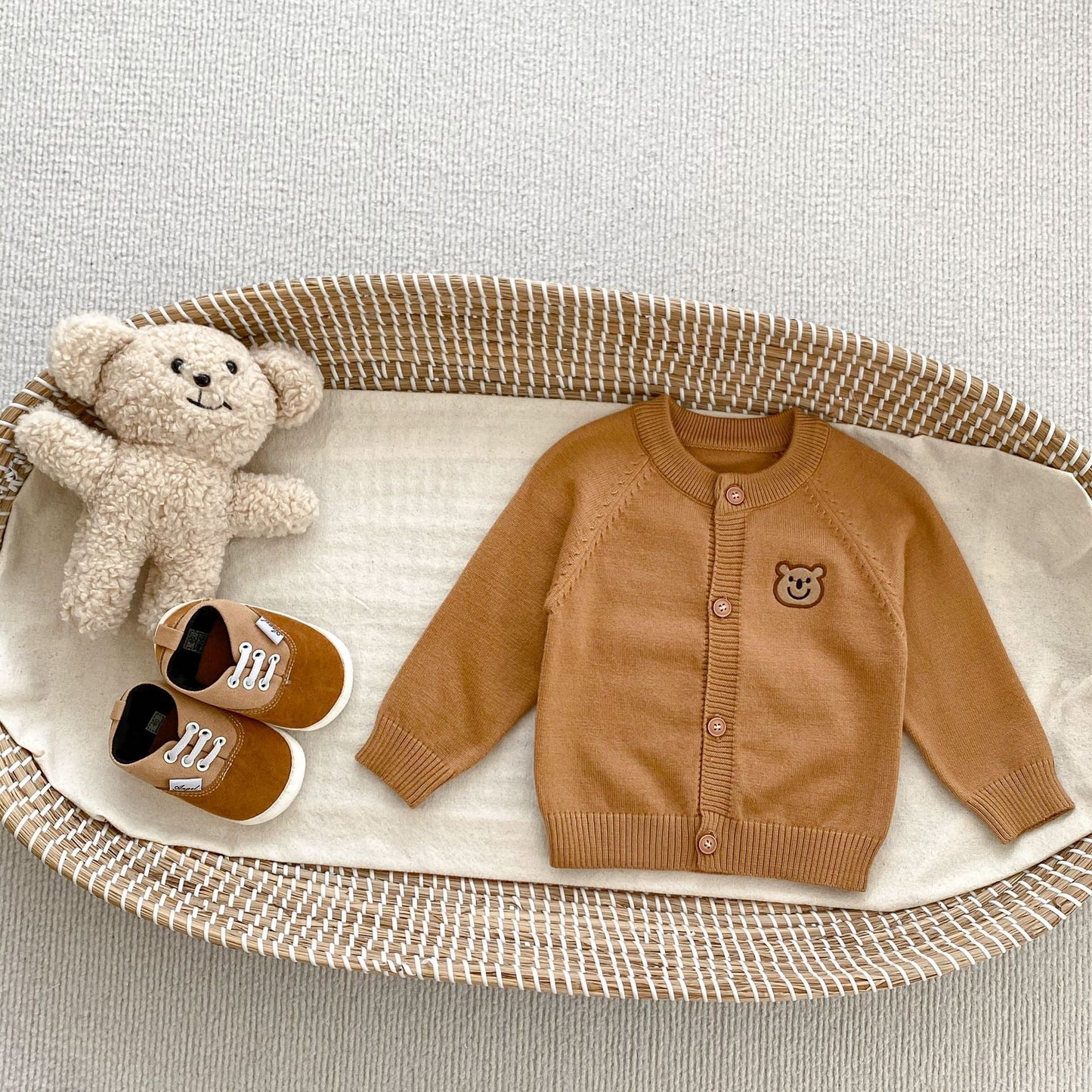 Arrival Baby Kids Unisex Comfortable Teddy Embroidery Pattern Knitted